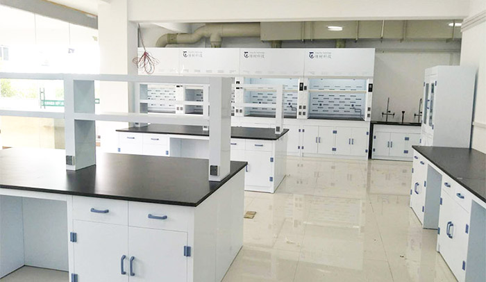 實驗室實驗臺選購需要注意哪些事項？