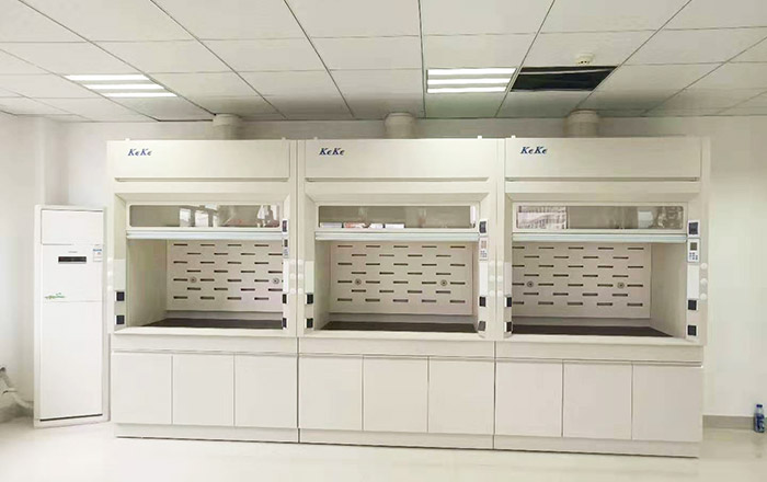 有關(guān)通風(fēng)柜的主要應(yīng)用優(yōu)勢(shì)介紹！