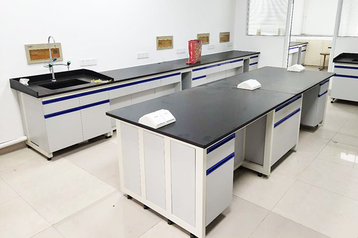 有關(guān)實(shí)驗(yàn)室實(shí)驗(yàn)臺(tái)家具的規(guī)劃介紹！