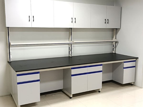 中央實(shí)驗(yàn)臺(tái)的設(shè)計(jì)說明！